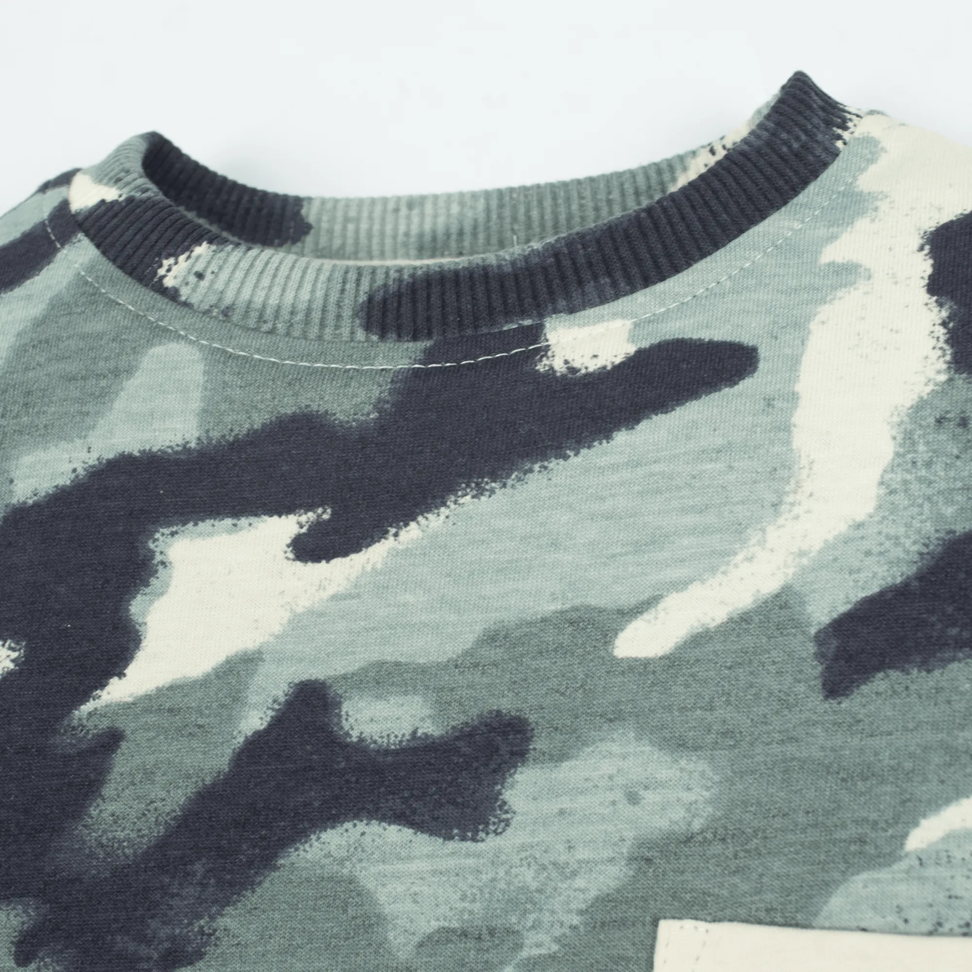 BOY'S CAMO POCKET T-SHIRT