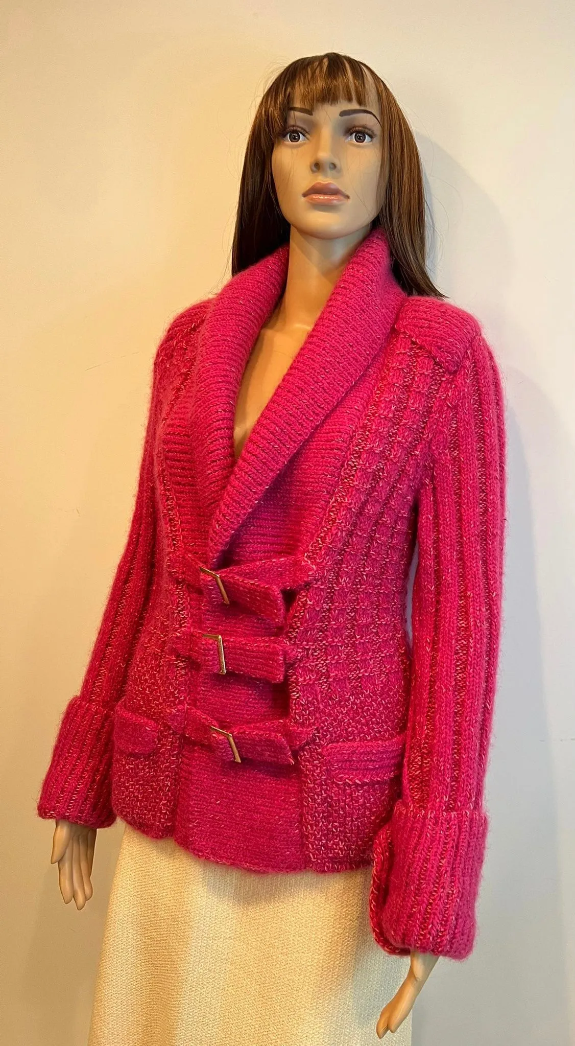 Chanel 2009 Pink Wool Mohair Buckle Sweater Cardigan FR 36 US 4/6/8