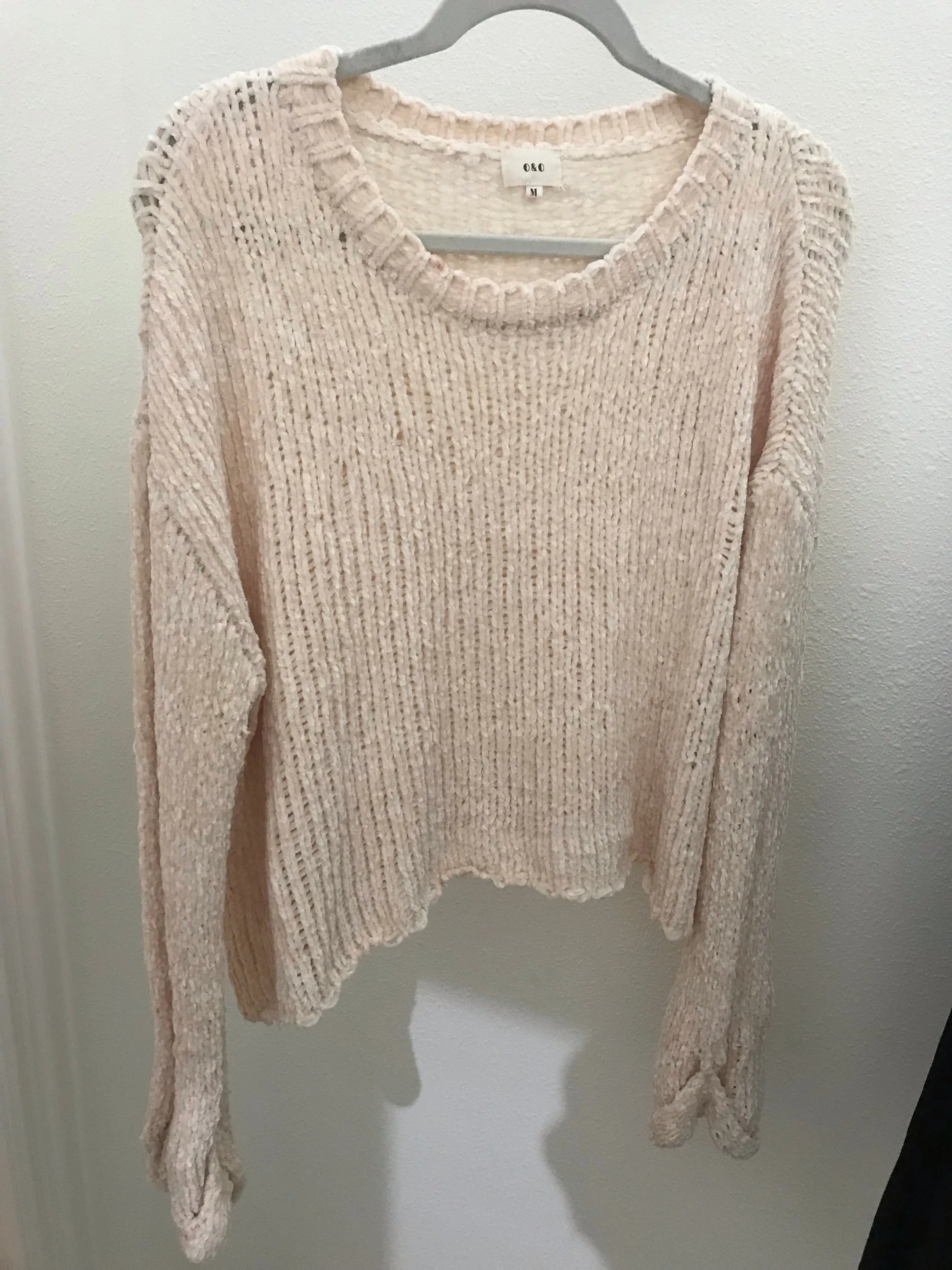 O & O white sweater