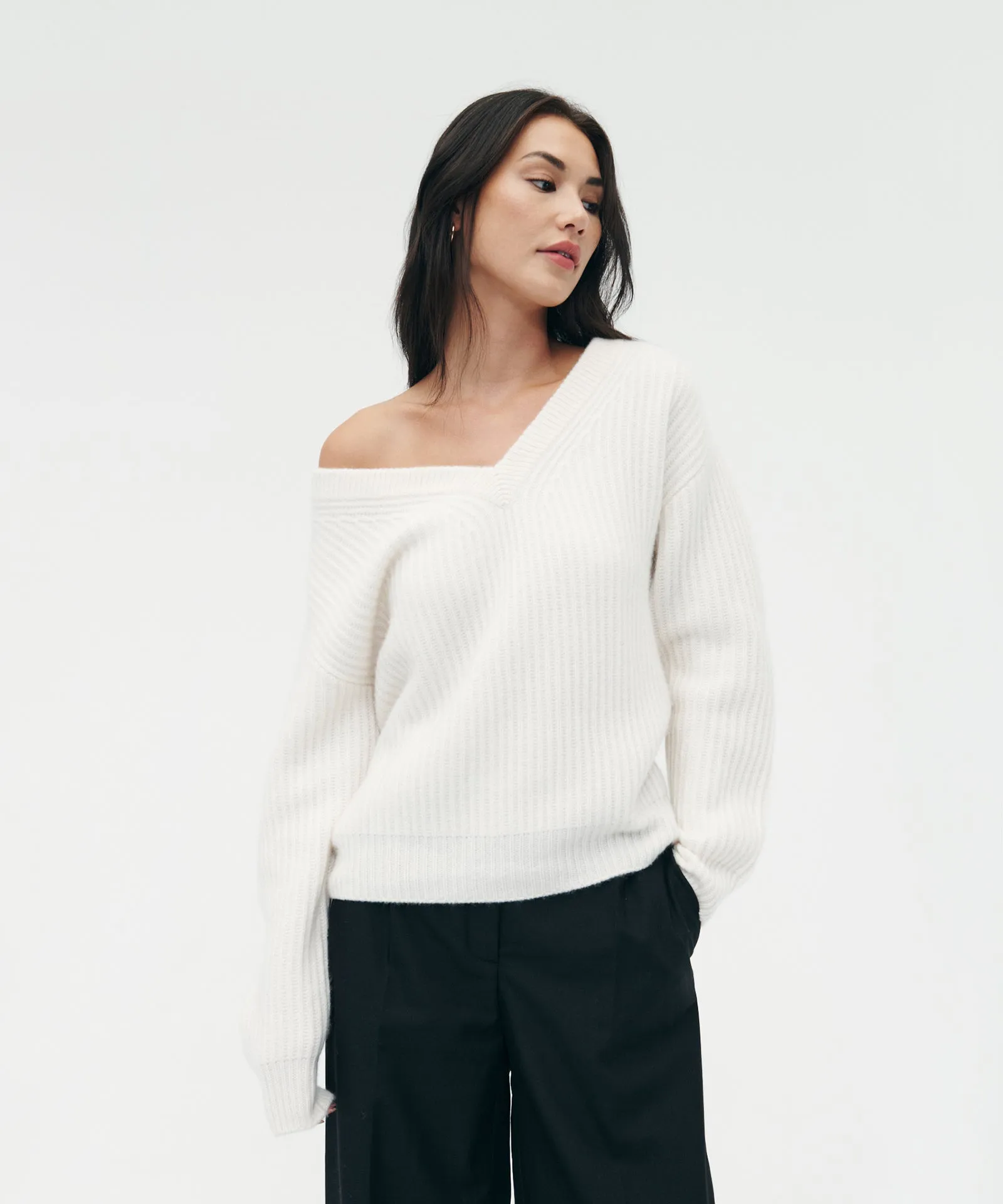 Super Luxe Cashmere Fisherman V-Neck Sweater